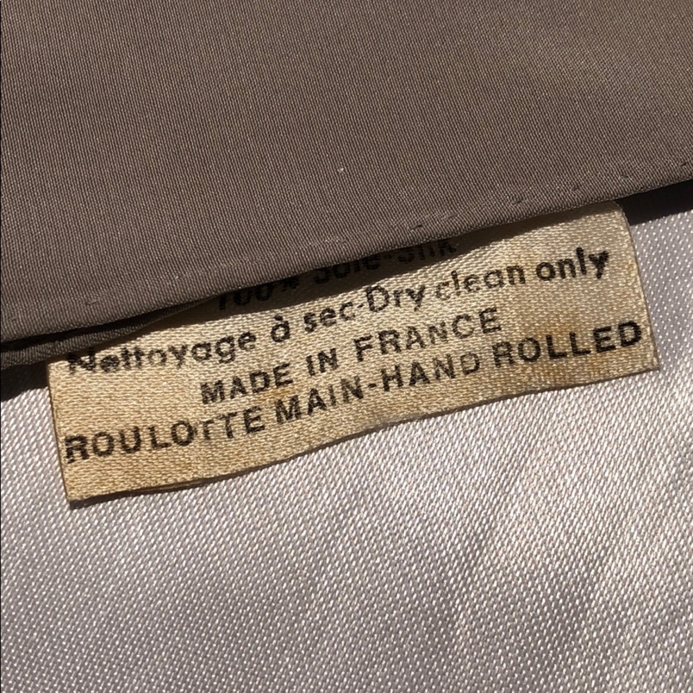 Pocket Square - Picture 2 of 4